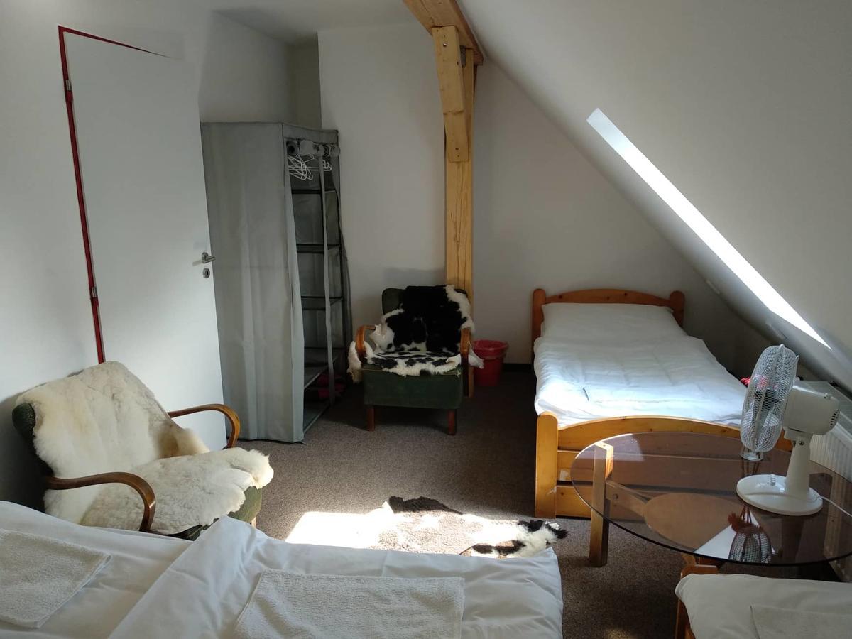 Rodinné vinařství Mikulenkovi Velke Zernoseky Exterior foto