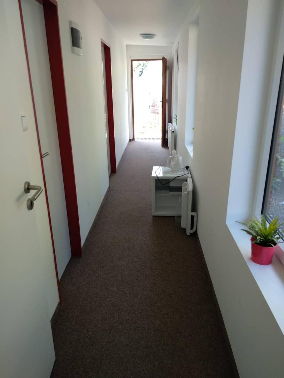 Rodinné vinařství Mikulenkovi Velke Zernoseky Exterior foto